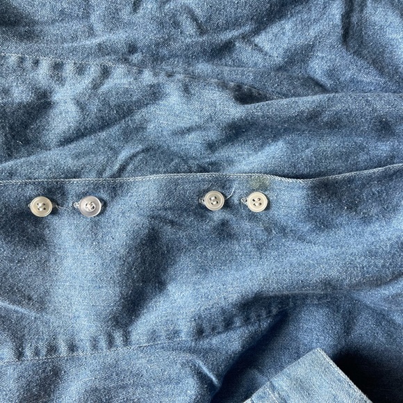 Vintage Women’s Denim Button Down - Picture 4 of 4
